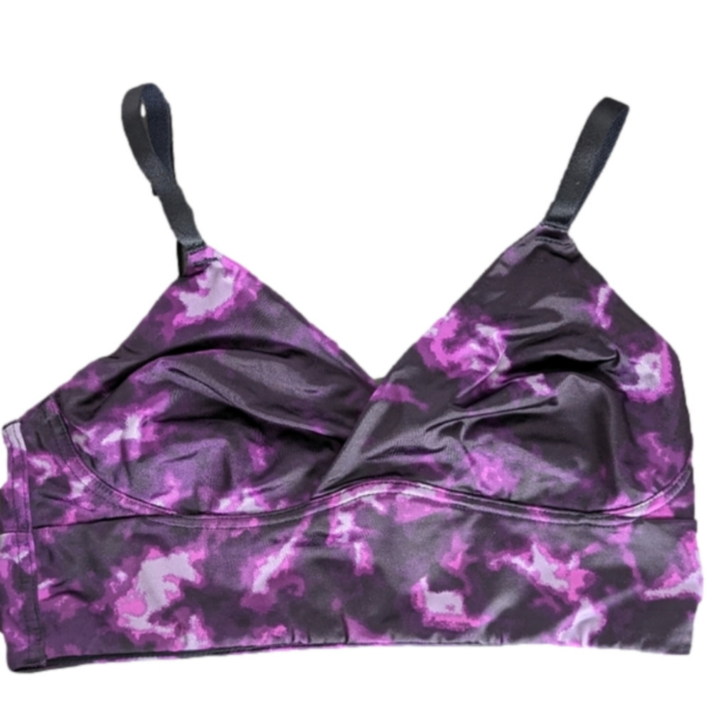 Adore Me Kali Contour Low-Impact Sports Bra Purple and Black Print Size Medium‎